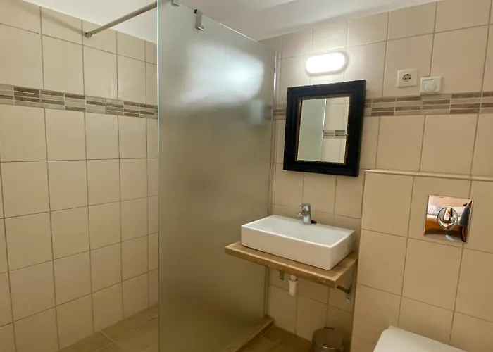 Peter Pal Panzio לינה וארוחת בוקר